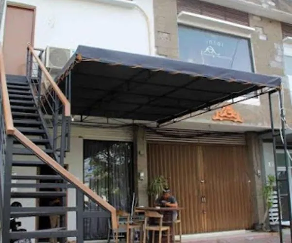 Hostal Capsule Sunset *